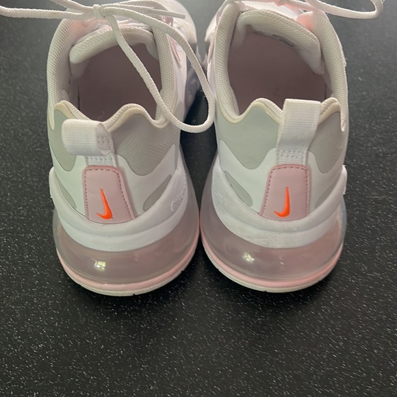 Nike Air Max React - Picture 3 of 4